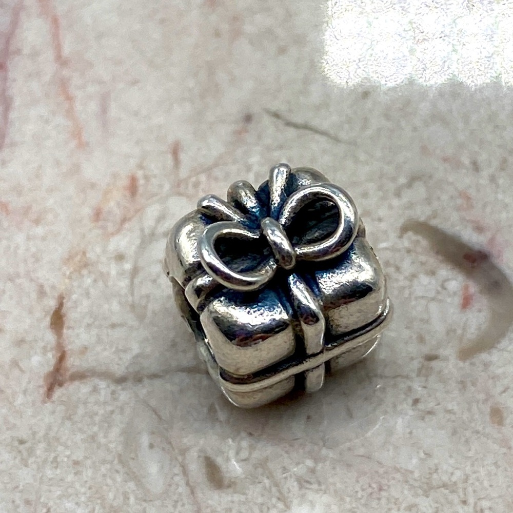 Authentic Pandora bead charm in a Christmas package 📦 sterling silver 🎄